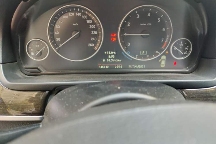 Used BMW 5 Series 2012 535Li Luxury Model Odometer Close Up