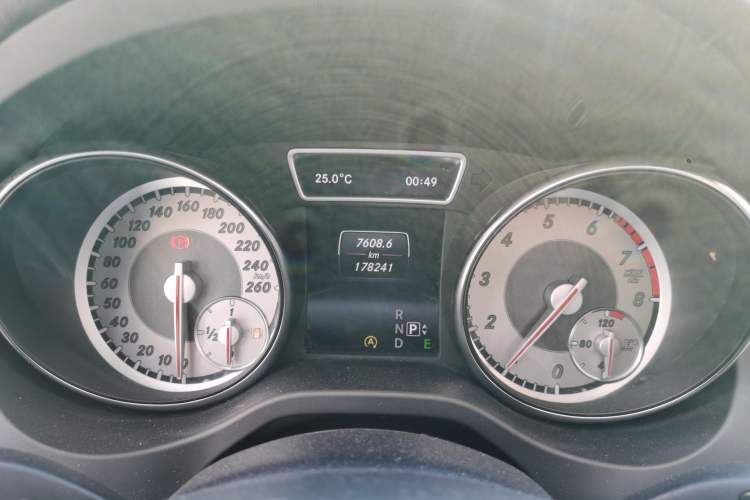 Used Mercedes-Benz CLA 2015 CLA 220 4MATIC
