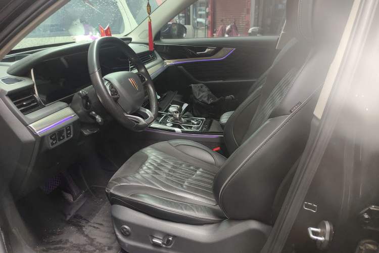 Used Hongqi HS5 2022 Revised Version 2.0T Smart Connect Flagship Edition
