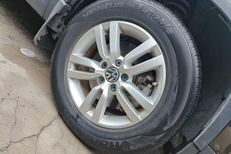 Used Volkswagen Tiguan L 2015 1.8TSI Automatic Two-Wheel Drive Trend Edition