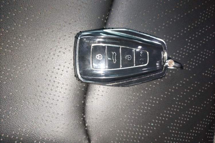 Used Geely Auto Emgrand 2023 4th Generation Champion Edition 1.5L CVT Prestige Model