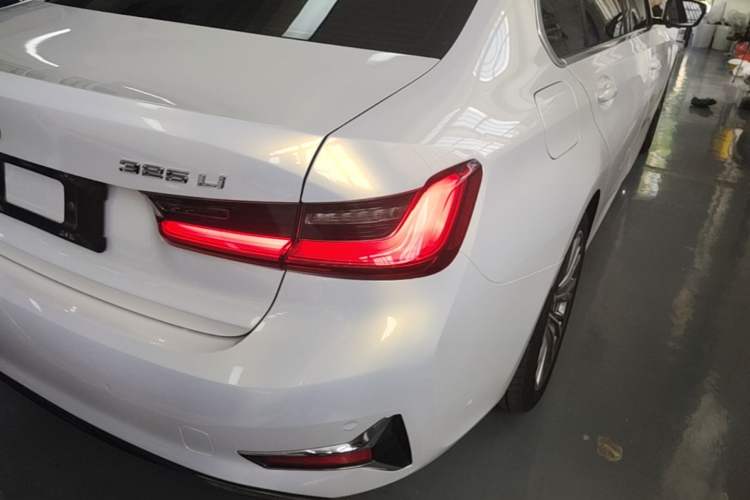 Used BMW 3 Series 2020 325Li First Edition
