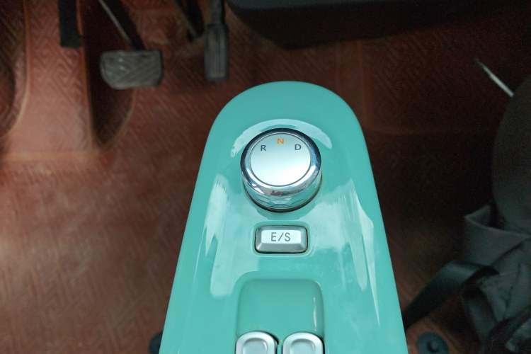 Used CHANGAN NEVO Lumin 2024 130km Qingyue Version Gear Lever