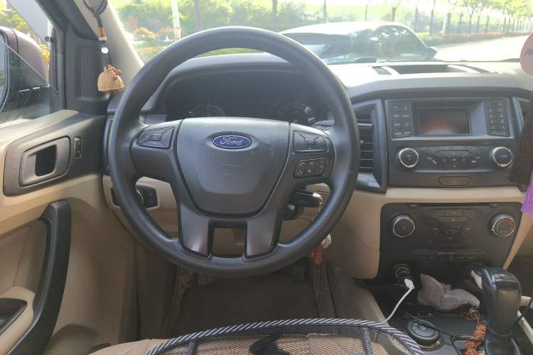 Used Ford Everest 2017 2.0T Gasoline Automatic 4x4 Elite Edition 5 Seats
