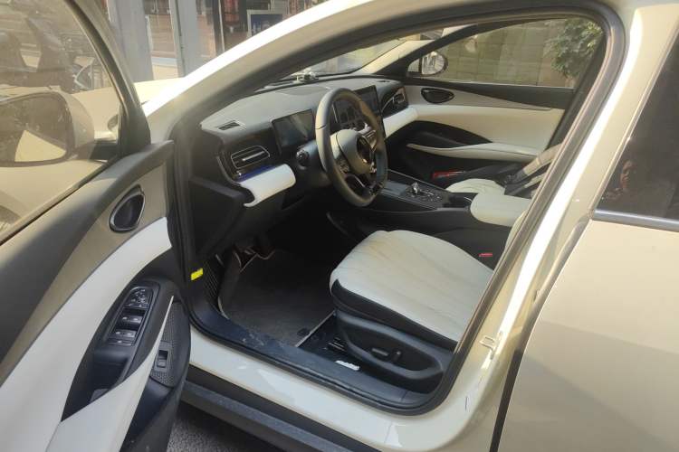 Used BYD Seal 06 New Energy 2024 DM-i 120KM Flagship Model