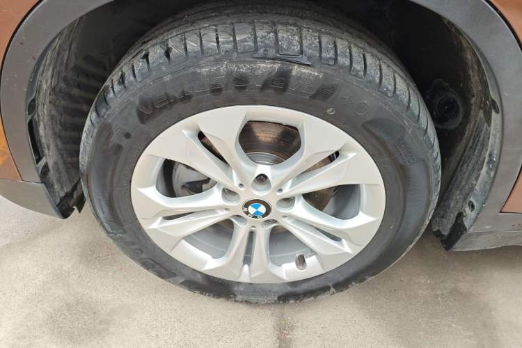 Used BMW X1 2016 sDrive18Li Premium Edition Left Front Wheel Hub