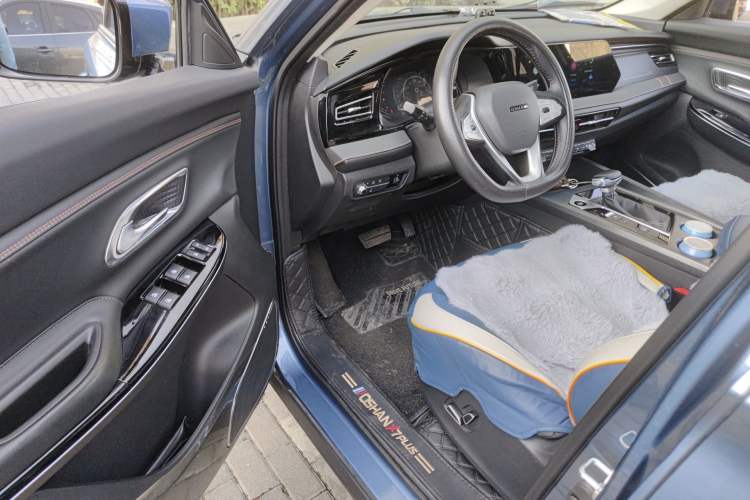 Used CHANGAN OSHAN X7 PLUS 2022 1.5T Blue Whale Edition Automatic Prestige Version Driver Seat