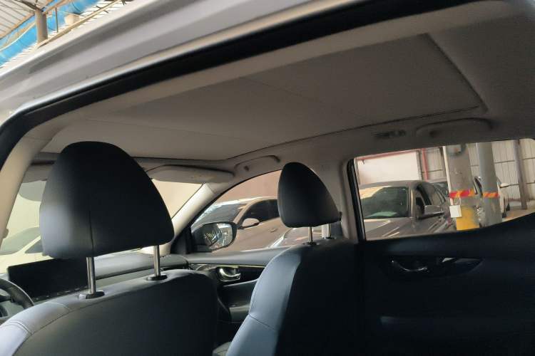 Used Nissan Qashqai 2025 Honor 2.0L CVT XV+ Leading Edition Headliner