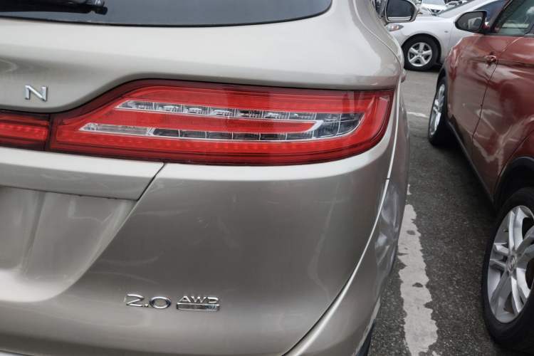 Used Lincoln MKC 2014 2.0T Four-Wheel Drive Luxury Edition Right Rear Taillight