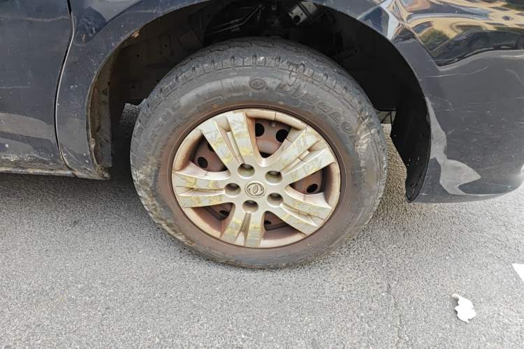 Used FORTHING Lingzhi 2019 M5L 1.6L 7-Seater Exclusive Model China VI Standard
