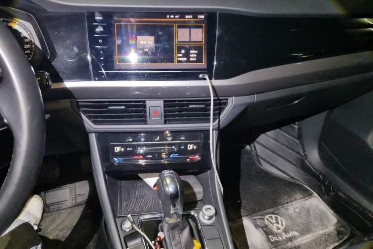 Used Volkswagen Bora 2021 280TSI DSG Elite Smart Connectivity Version Audio And AC Panel