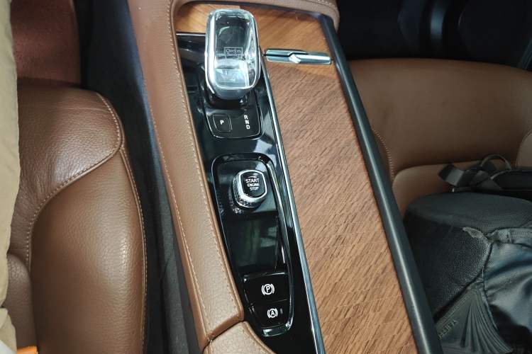 Used Volvo XC90 2022 B6 Zhiyi Luxury Edition 7-Seater