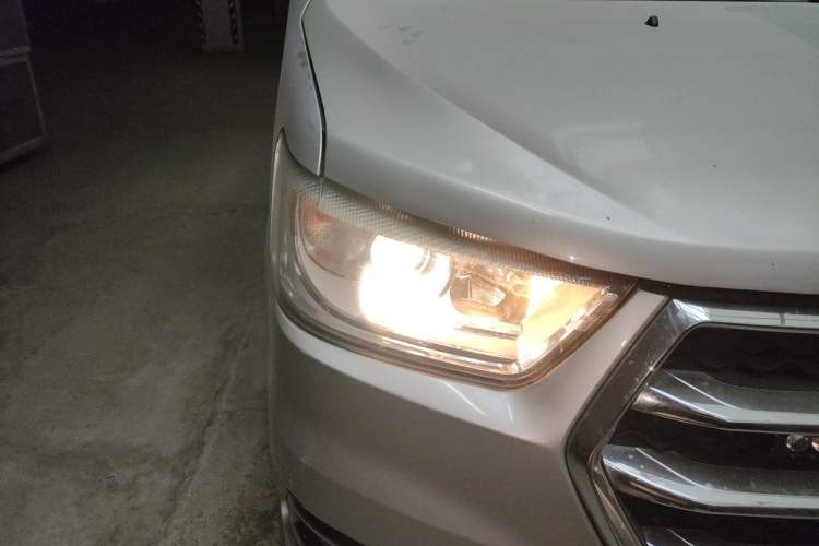 Used JAC Refine M4 2019 Business & Travel Series 1.9T Diesel Manual Comfort Model