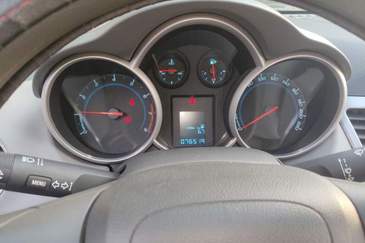 Used Chevrolet Cruze 2012 1.6L SL MT
