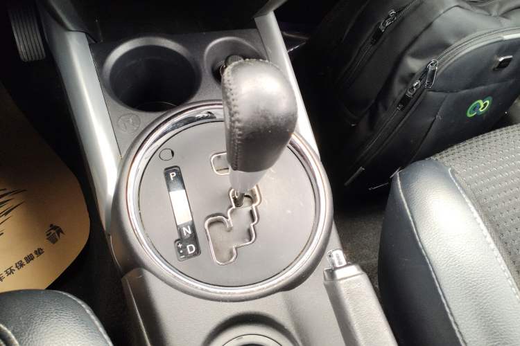 Used Peugeot 4008 2013 2.0L Two-Wheel Drive Entry-Level Trim