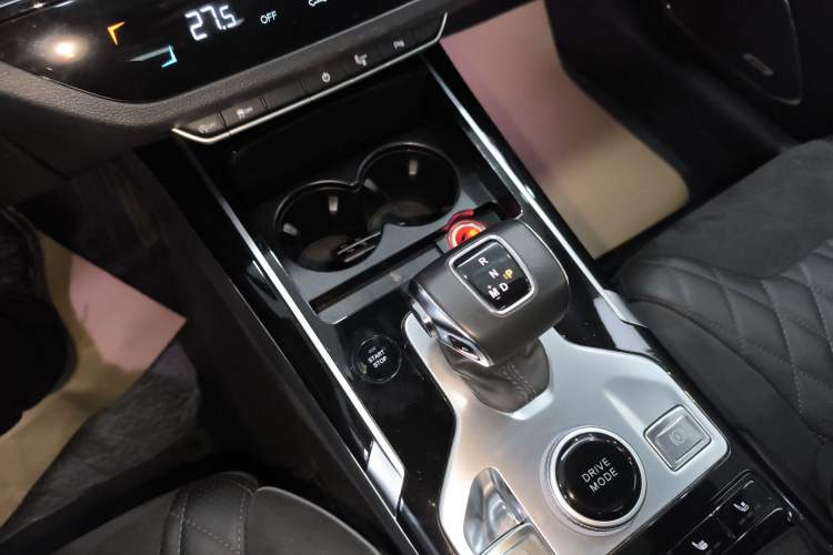 Used Hongqi HS5 2019 2.0T Smart Connect Flagship All-Wheel-Drive Version
