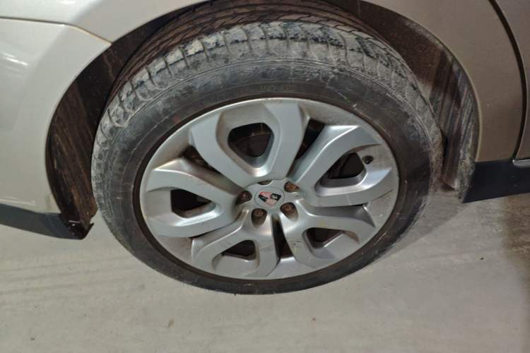 Used Roewe 550 2012 550 1.8T Automatic Full-Gold Limited Edition
