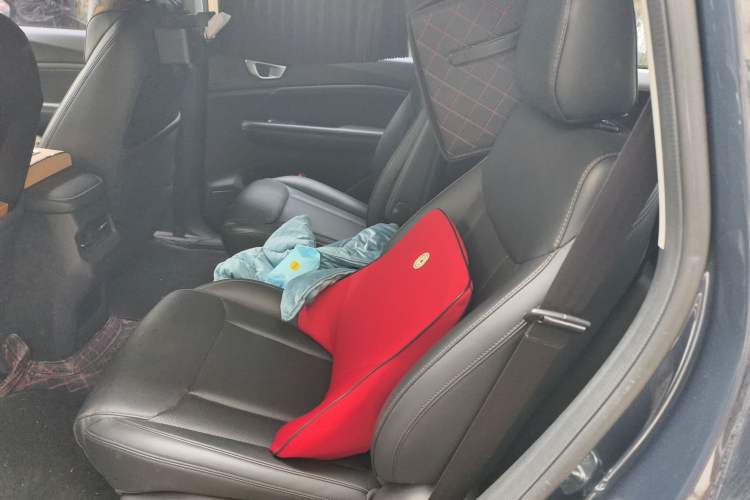 Used Wuling Jiachen 2022 1.5T Manual Light Enjoyment Dynamic Version
