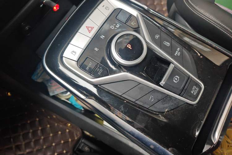 Used SAIC MAXUS G20 2021 PLUS 2.0T Gasoline Automatic Prestige Executive Edition