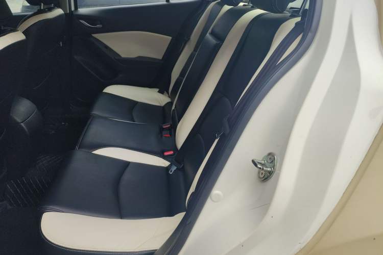 Used Mazda 3 Axela 2014 Sedan 1.5L Automatic Comfort Model Left Rear Seat