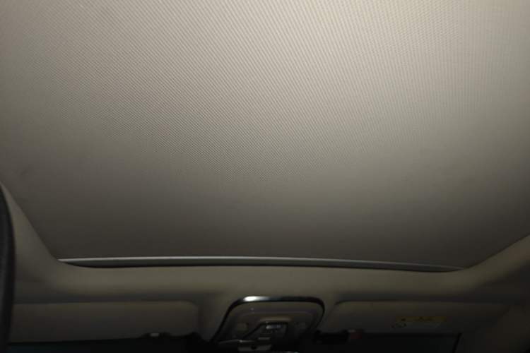 Used BYD Tang New Energy 2018 DM 2.0T All-Wheel Drive Smart Connect Elite 7-Seater China V Emission Standard