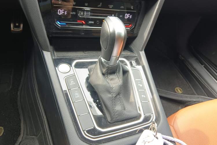 Used Volkswagen FAW-Volkswagen CC 2021 Estate Car 380TSI Vizion Edition
