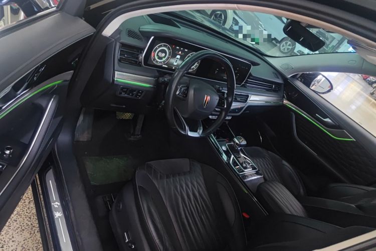 Used Hongqi HS5 2022 Facelifted Version 2.0T Smart Connect Flagship All-Wheel-Drive Edition