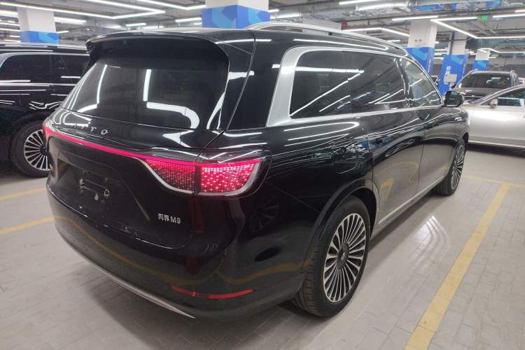 Used Hima AITO M9 2024 Range-Extended Ultra Version 42 kWh 6-Seater Model Rear Right 45 Deg