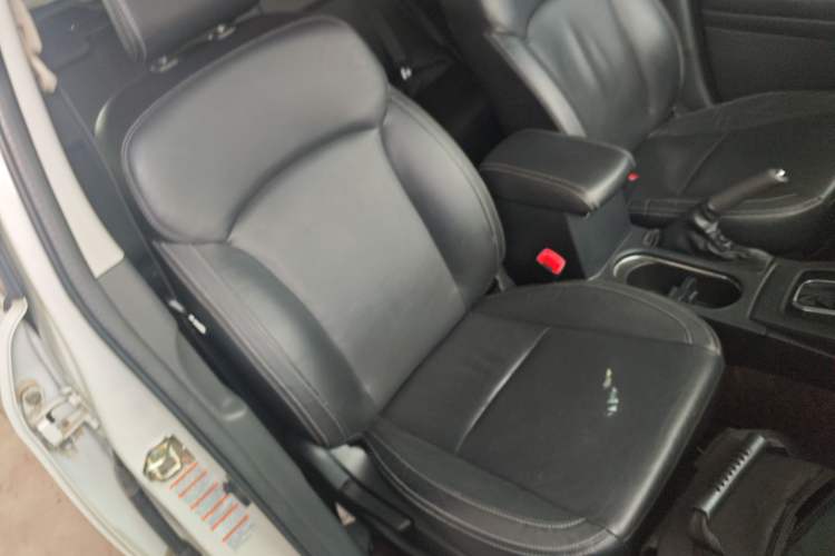 Used Subaru Forester 2016 2.0i Fashion Navigation Edition
