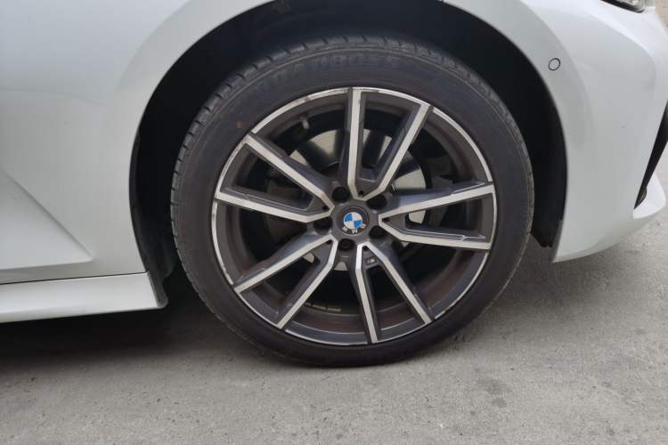 Used BMW 3 Series 2020 Restyled 325Li M Sport Package Right Front Wheel Hub
