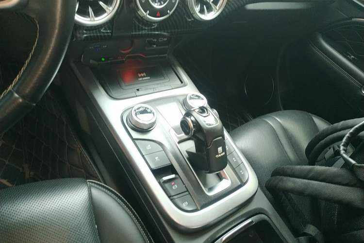 Used Tank 300 2021 Off-Road Edition 2.0T Conqueror Gear Lever