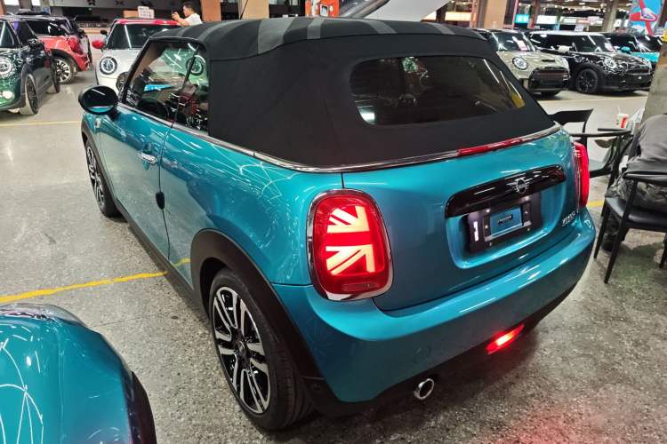 Used MINI MINI 2018 1.5T COOPER CABRIO Artist