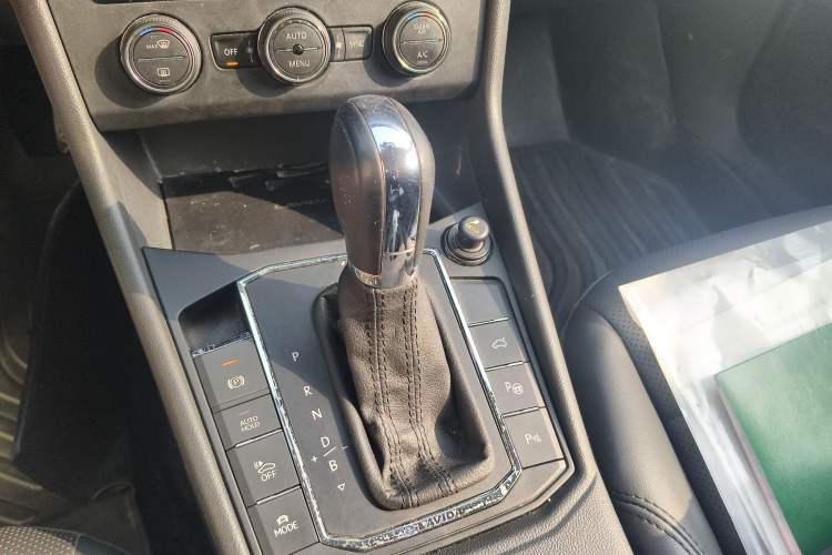 Used Volkswagen Lavida Pure Electric 2019 Enjoyment Edition Gear Lever