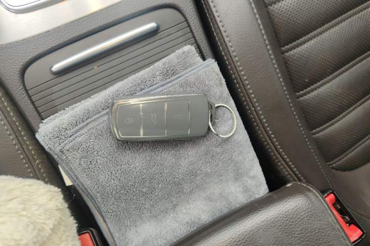 Used Volkswagen FAW-Volkswagen CC 2016 2.0 TSI Ultimate Edition Vehicle Key