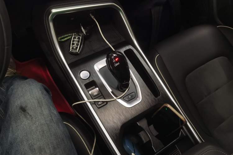 Used Haval H6 2023 National Trend Edition 1.5T Automatic Urban Version Gear Lever