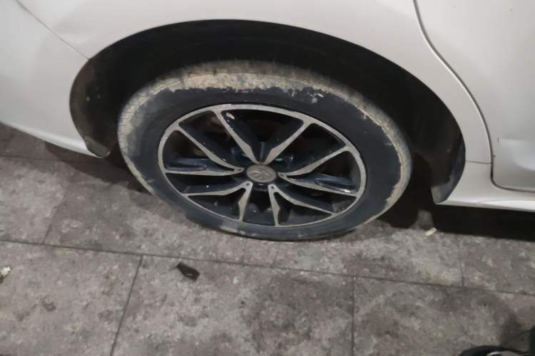 Used BYD Song MAX 2017 1.5T Automatic Smart Connect Elite 7-Seater
