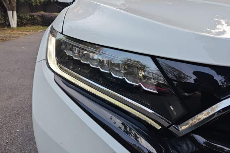 Used Honda UR-V 2023 370TURBO Two-Wheel-Drive Luxury Edition
