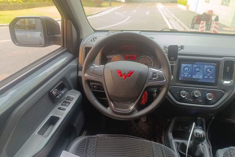 Used Wuling Zhengtu 2021 1.5L Adventure LAR
