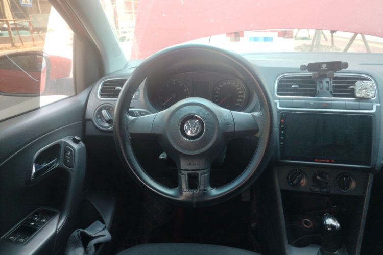 Used Volkswagen Polo 2013 1.4L Automatic Comfort Edition Steering Wheel