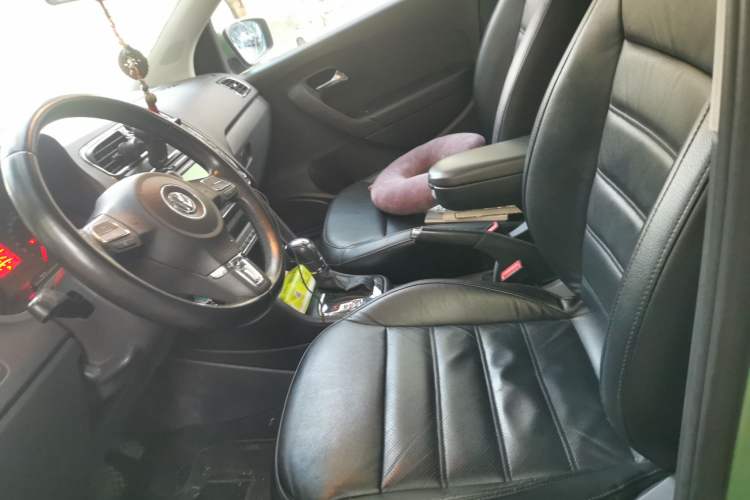 Used Volkswagen Polo 2013 1.6L Automatic Luxury Edition
