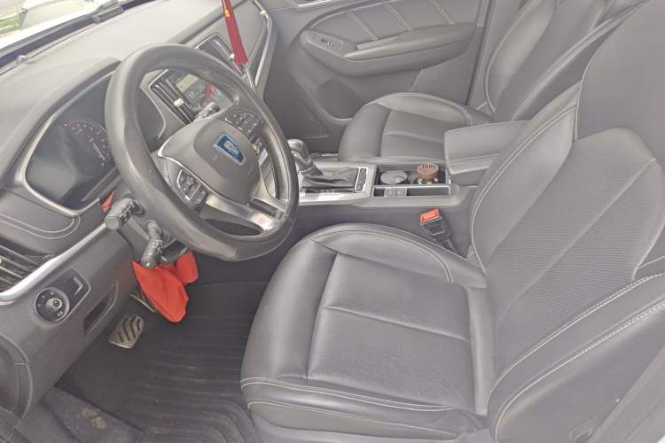 Used Roewe RX5 2018 20T Two-Wheel Drive Automatic Internet Smart Edition