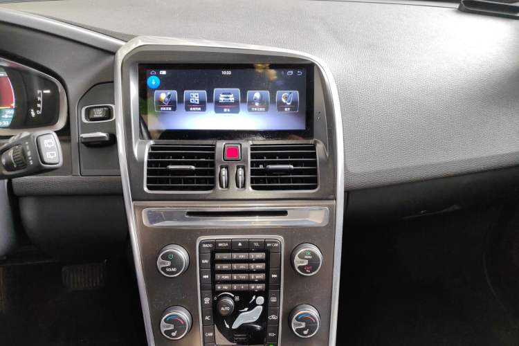 Used Volvo XC60 2014 Restyled T5 Zhiya Edition Audio And AC Panel