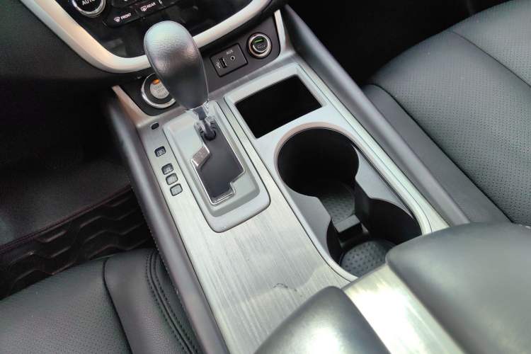 Used Nissan Murano 2021 2.5L XE Two-Wheel Drive Elite Edition
