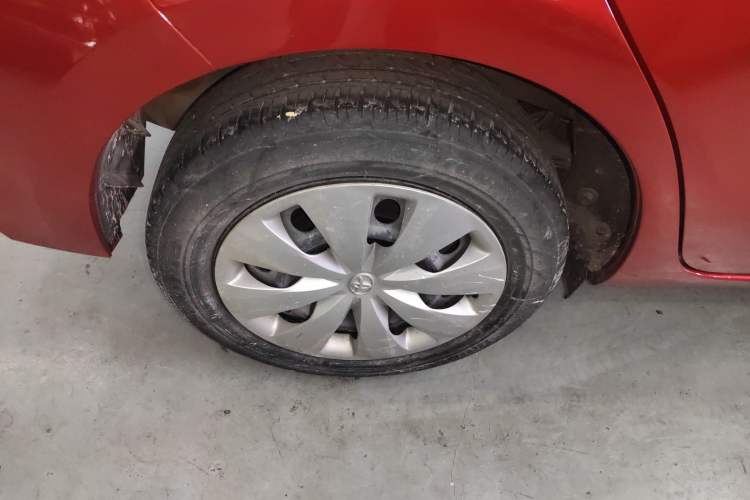 Used Toyota YARiS L Zhi Xuan 2016 Revised 1.5E CVT Charming Edition Right Rear Wheel Hub