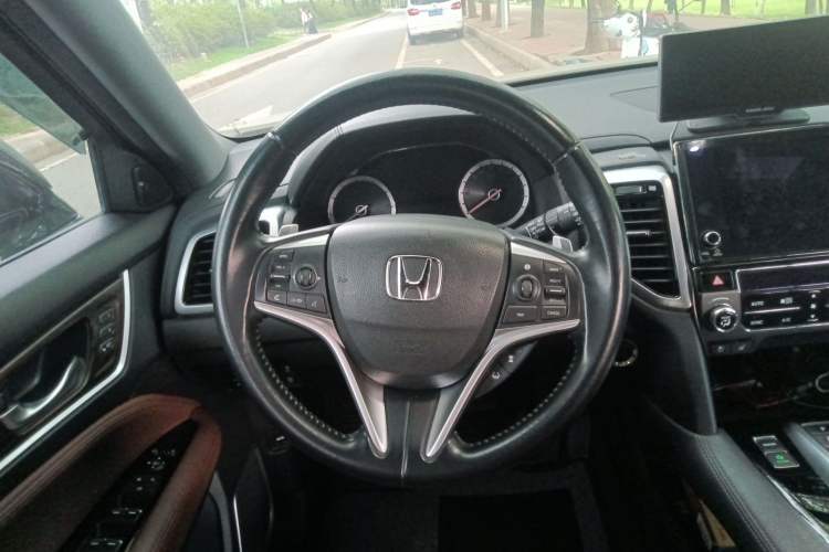Used Honda UR-V 2017 370TURBO Four-Wheel Drive Prestige Edition China V Steering Wheel