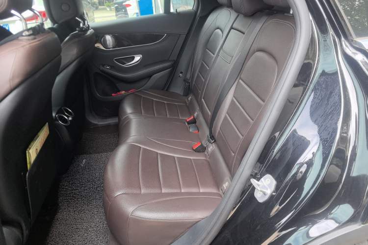 Used Mercedes-Benz GLC 2017 GLC 260 4MATIC Luxury Model
