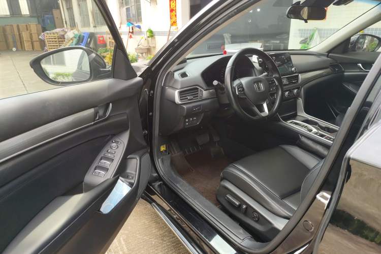 Used Honda Accord 2018 Rui Hybrid 2.0L Rui Ling Edition China VI
