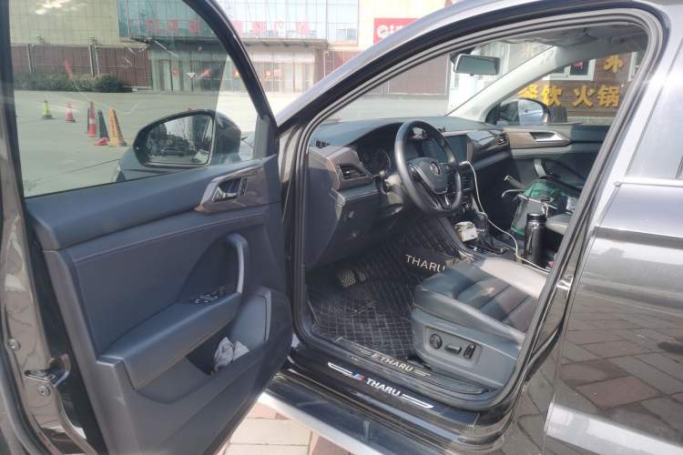 Used Volkswagen Tharu 2020 280TSI Two-Wheel Drive Luxury Plus Version China VI Standard
