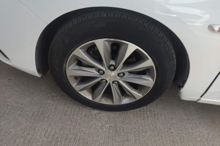 Used Chevrolet Monza 2020 320 Automatic Enjoyment Edition Left Front Wheel Hub