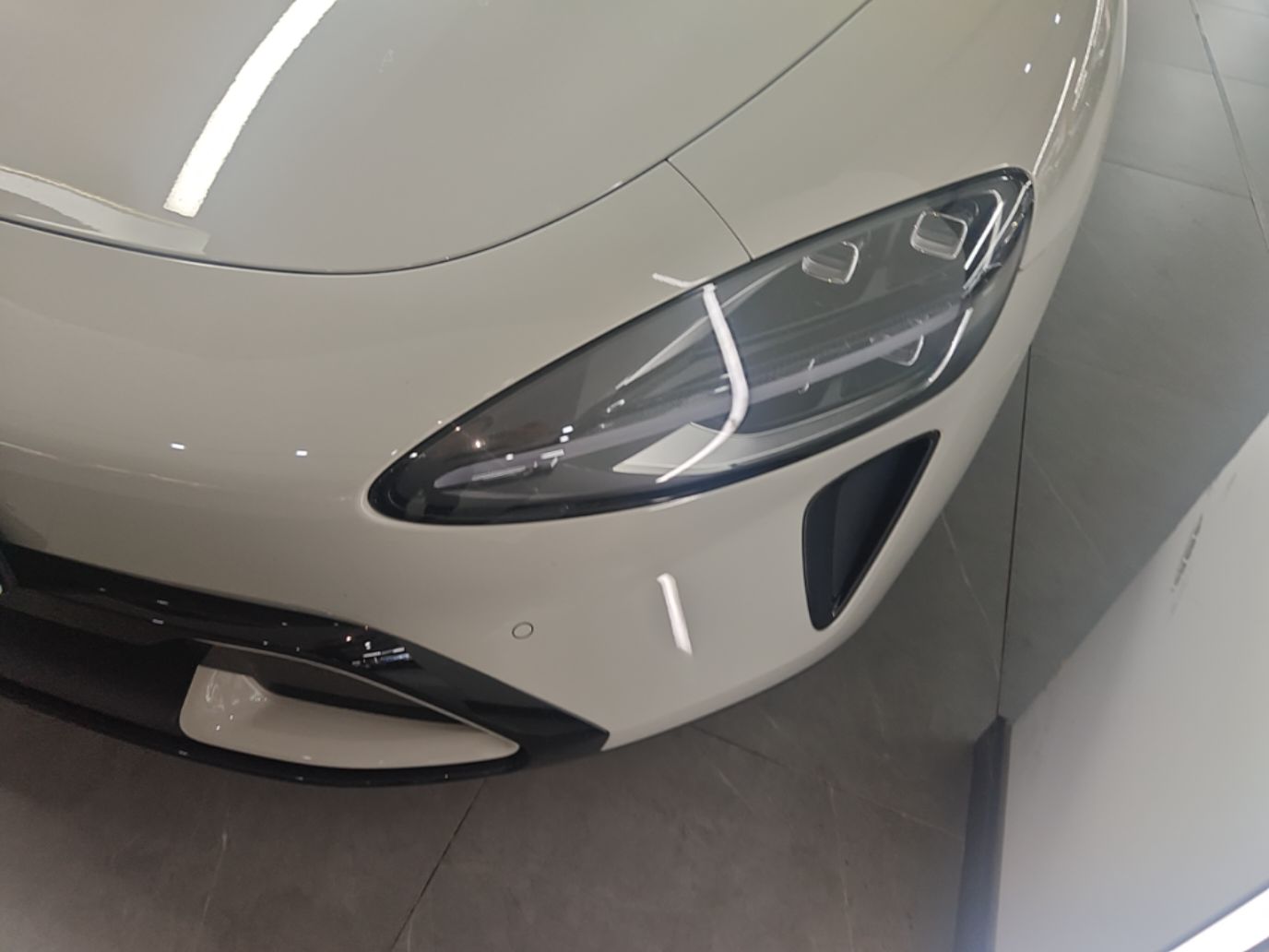 Xiaomi Auto SU7 2024 Rear-Drive Long-Range Intelligent Driving Version — снимка 8